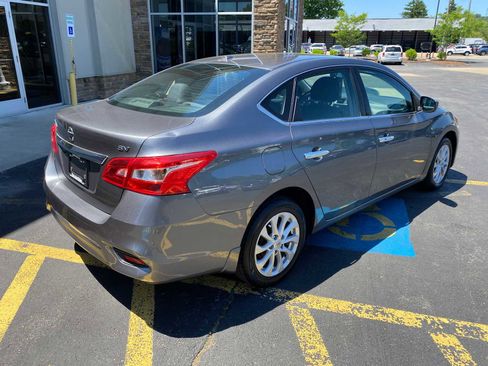 Used 2018 Nissan Sentra SV FWD image 5
