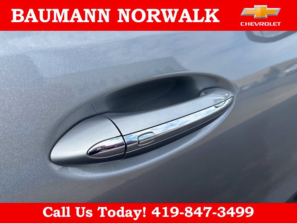 Used 2025 Buick Encore GX Preferred FWD image 13