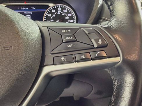 Used 2022 Nissan Sentra SV FWD image 39