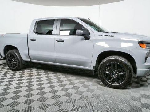 Used 2025 Chevrolet Silverado 1500 Custom w/ Turbomax Blackout Package AWD/4WD image 8