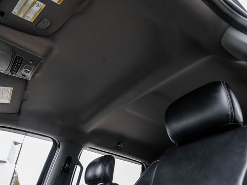 Used 2019 Ford F250 Lariat w/ Chrome Package image 33