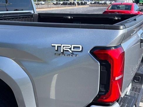 Certified 2024 Toyota Tacoma TRD Sport w/ TRD Sport Upgrade Package AWD/4WD image 9