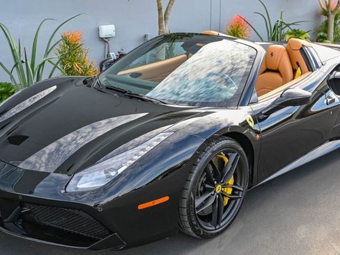 Used 2019 Ferrari 488 Spider RWD image 1