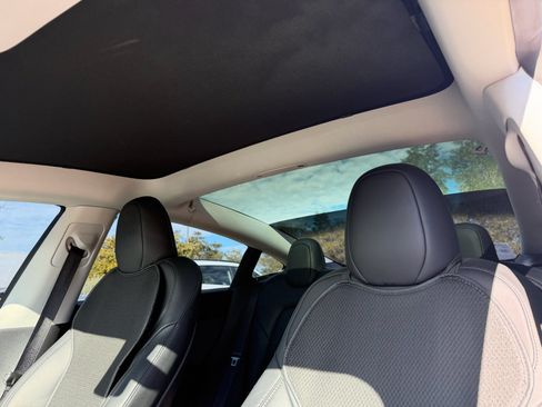 Used 2023 Tesla Model 3 Standard Range RWD image 5