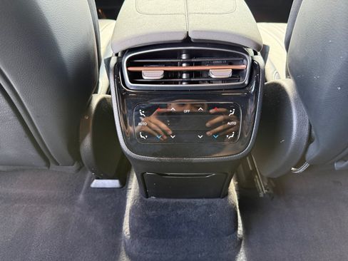 Used 2023 Mercedes-Benz EQS 450+ 4MATIC SUV image 32