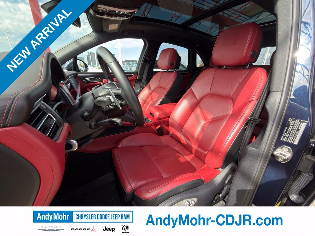 Used 2022 Porsche Macan GTS AWD/4WD image 19