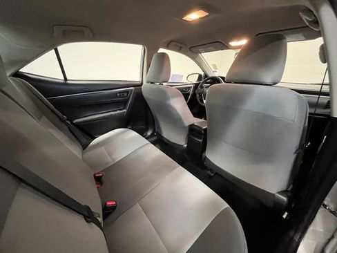 Used 2015 Toyota Corolla L image 12