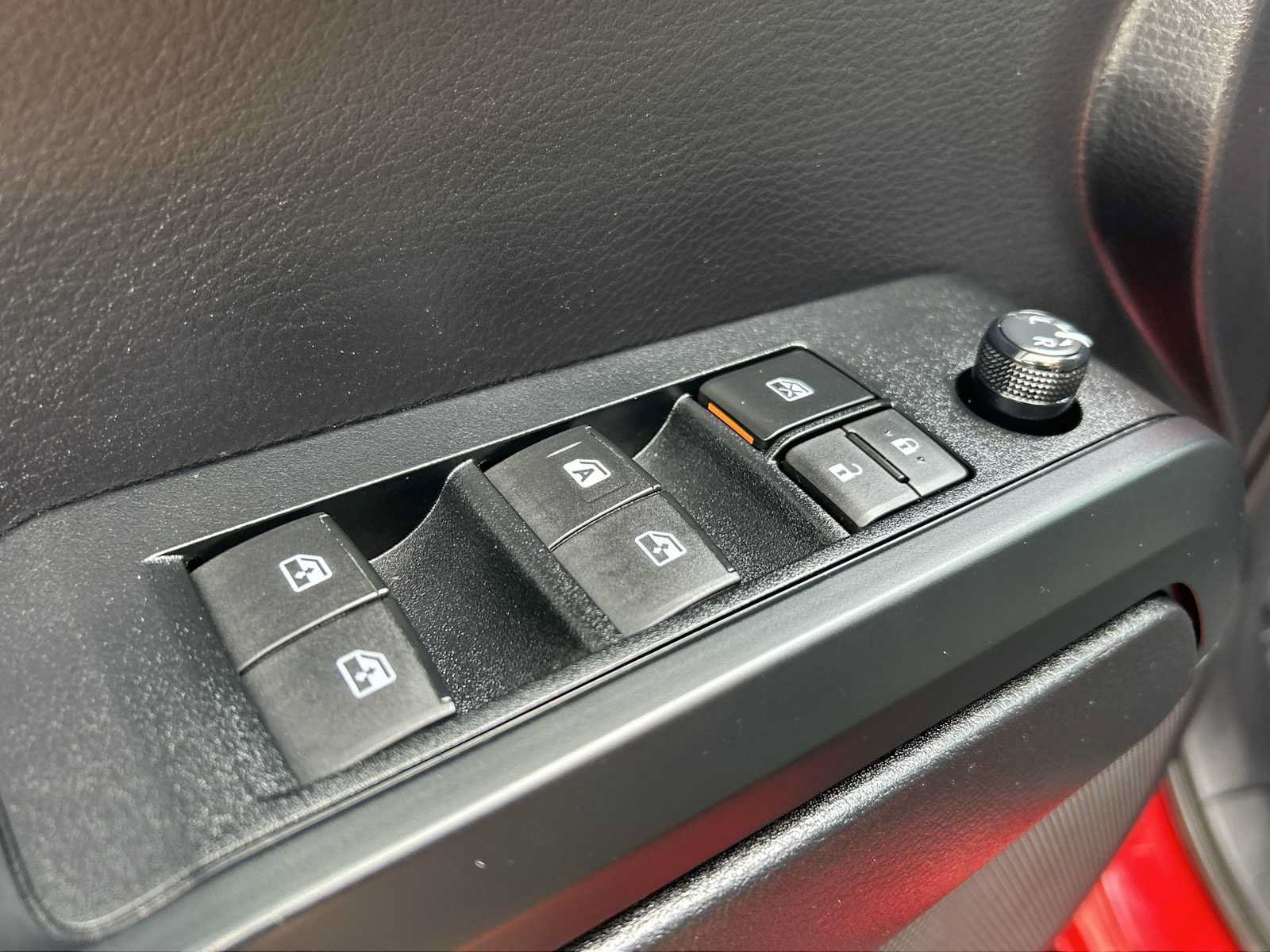 Used 2020 Toyota Tacoma SR w/ SR Convenience Package RWD image 12