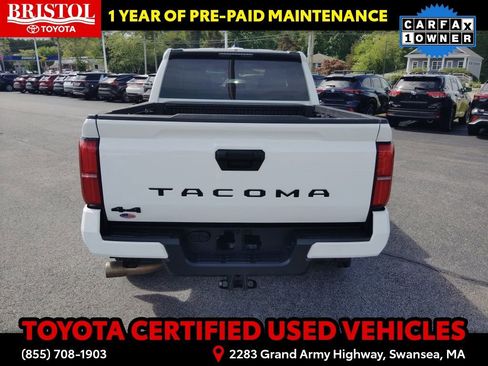 Certified 2024 Toyota Tacoma SR5 AWD/4WD image 9