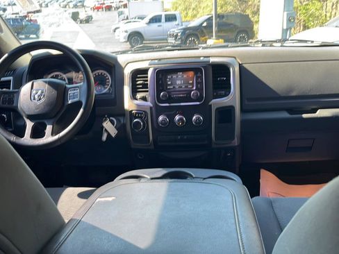 Used 2014 RAM 1500 Classic SLT RWD image 27