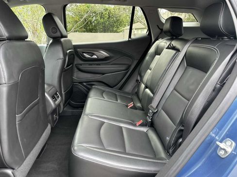 Certified 2024 GMC Terrain SLT AWD/4WD image 17