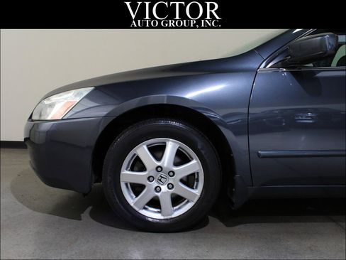 Used 2005 Honda Accord EX image 5