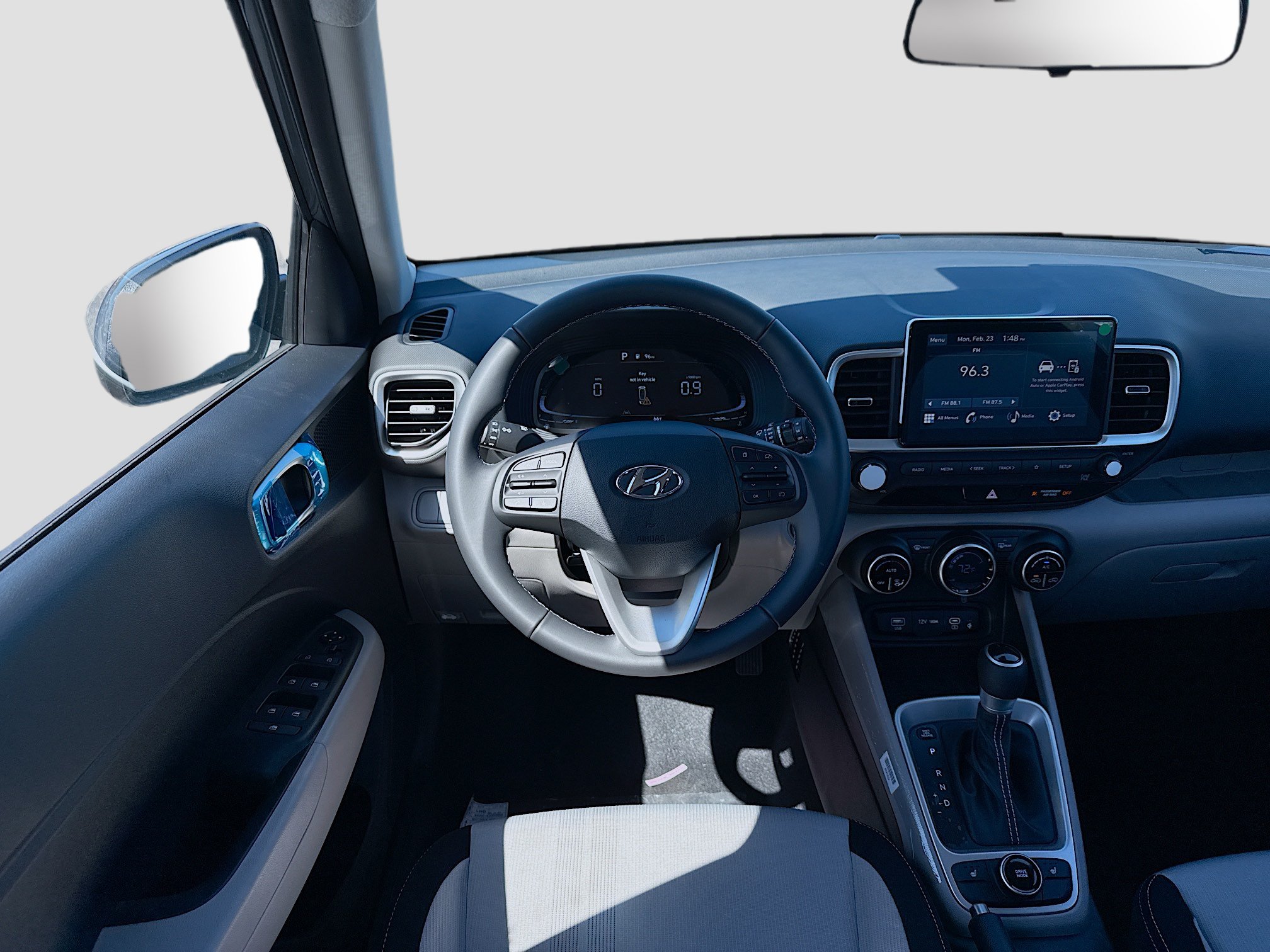 New 2026 Hyundai Venue SEL FWD image 15