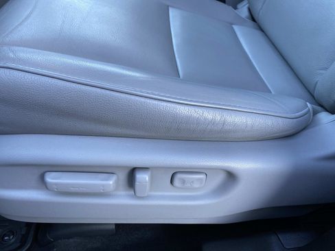 Used 2017 Honda Pilot Touring image 23