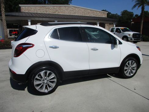 Used 2020 Buick Encore Preferred FWD image 29