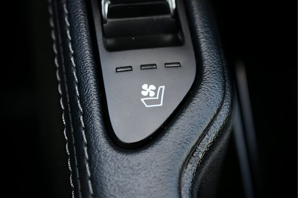 Used 2023 Kia Telluride SX X-Line AWD/4WD image 30