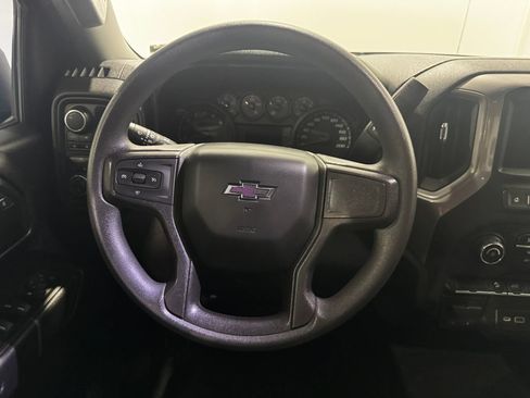 Used 2021 Chevrolet Silverado 1500 Custom Trail Boss AWD/4WD image 4