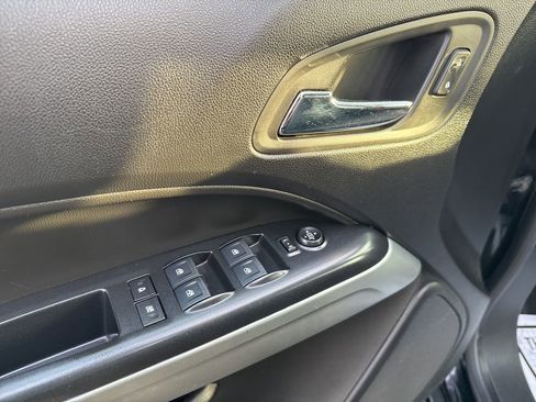 Used 2019 Chevrolet Colorado LT image 14