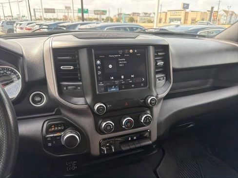 Used 2024 RAM 2500 Tradesman w/ Chrome Appearance Group AWD/4WD image 16