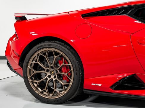Used 2023 Lamborghini Huracan Tecnica image 47