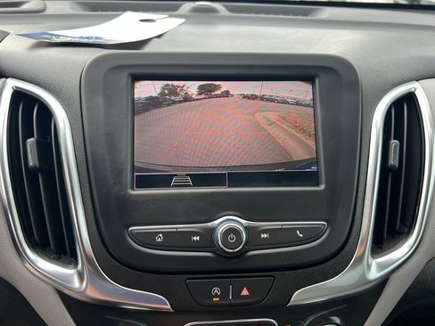 Used 2024 Chevrolet Equinox LS w/ LS Convenience Package AWD/4WD image 35