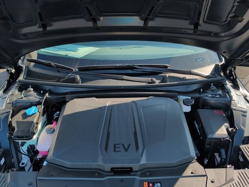 New 2026 Hyundai Ioniq 5 SEL image 16