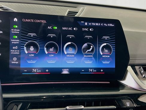 Used 2023 BMW X1 xDrive28i w/ Premium Package AWD/4WD image 16