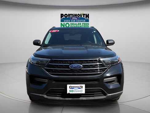Used 2021 Ford Explorer XLT AWD/4WD image 4