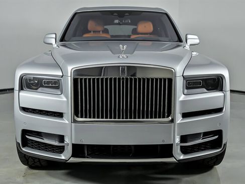 Used 2022 Rolls-Royce Cullinan AWD/4WD image 5