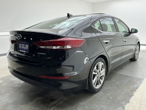 Used 2017 Hyundai Elantra Limited w/ Limited Tech Package 08 image 4