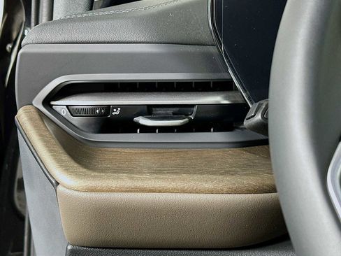 New 2025 Audi Q5 Premium Plus image 10