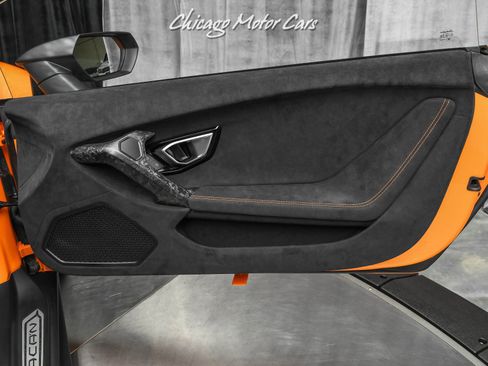 Used 2018 Lamborghini Huracan Performante image 29