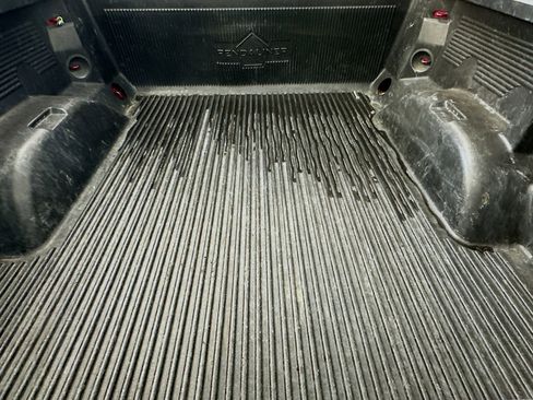 Used 2019 Chevrolet Silverado 1500 Custom w/ Custom Value Package image 30