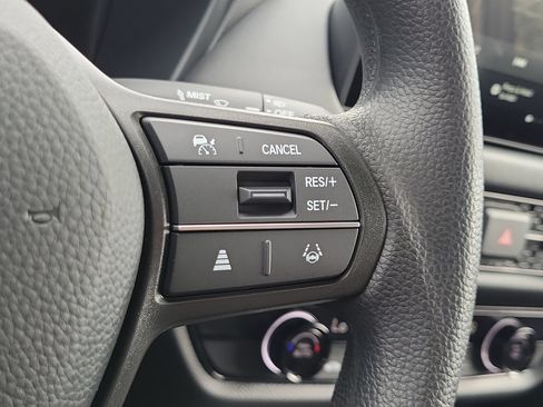 New 2027 Honda HR-V LX image 12