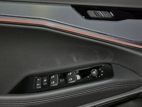 New 2025 Jeep Wagoneer S Launch Edition image 13