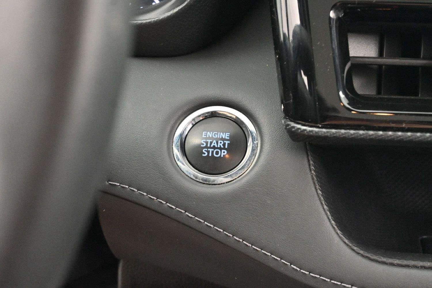 Used 2022 Toyota Highlander XSE AWD/4WD image 28