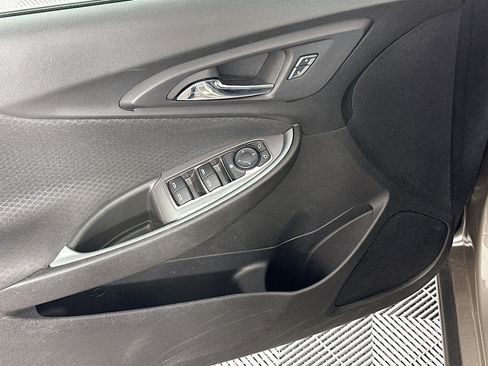 Used 2024 Chevrolet Malibu LT image 15