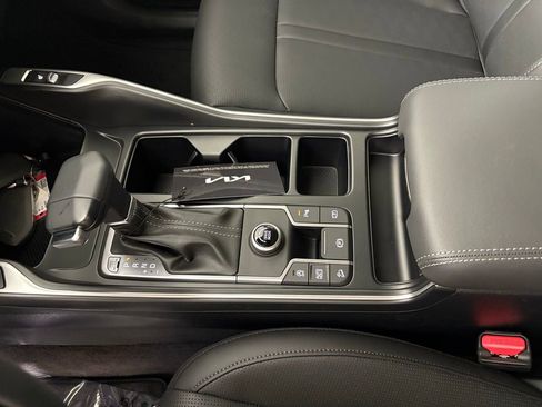 New 2026 Kia Sorento S image 28