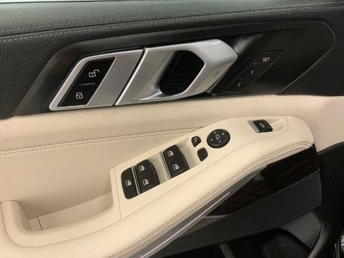 Used 2019 BMW X5 xDrive40i AWD/4WD image 31
