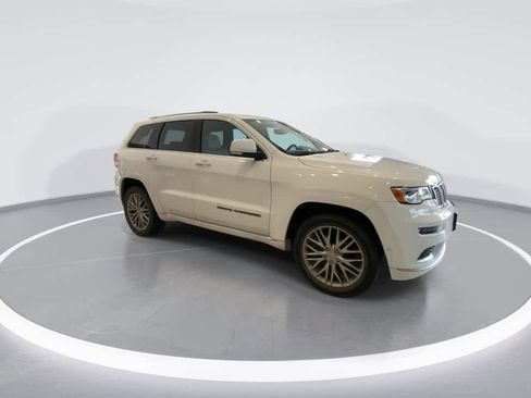 Used 2018 Jeep Grand Cherokee Summit AWD/4WD image 2