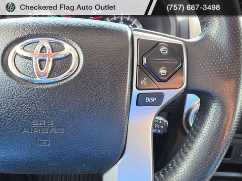 Used 2018 Toyota 4Runner SR5 Premium AWD/4WD image 29