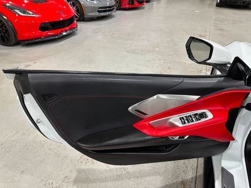 Used 2021 Chevrolet Corvette Stingray Preferred Conv w/ Z51 Performance Package RWD image 16