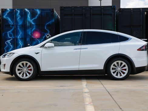 Used 2018 Tesla Model X P100D AWD/4WD image 8