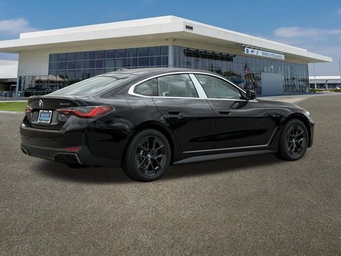 New 2026 BMW i4 eDrive40 w/ Driving Assistance Package RWD image 11