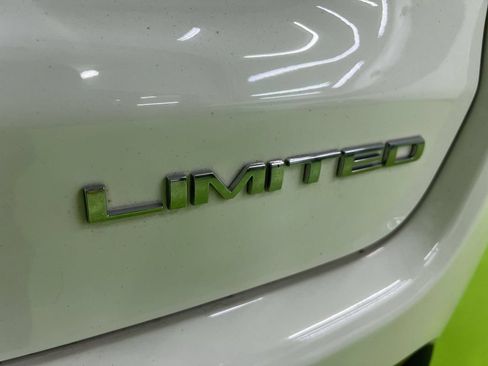 Used 2020 Jeep Compass Limited AWD/4WD image 14