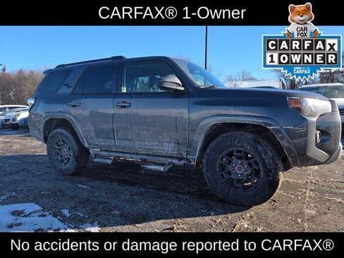 Used 2023 Toyota 4Runner TRD Off-Road image 3