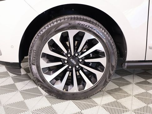 Certified 2023 Lincoln Navigator L Reserve image 20