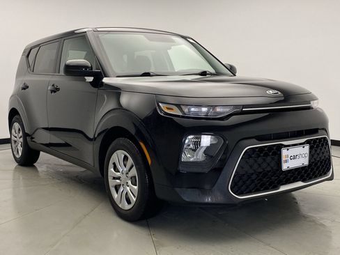 Used 2020 Kia Soul LX FWD image 7