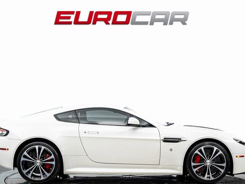Used 2017 Aston Martin V12 Vantage S image 6