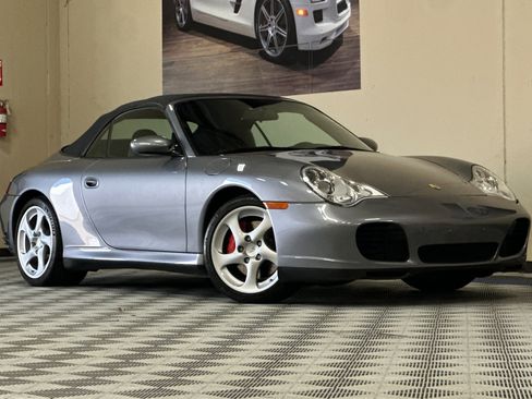 Used 2004 Porsche 911 Carrera RWD image 10